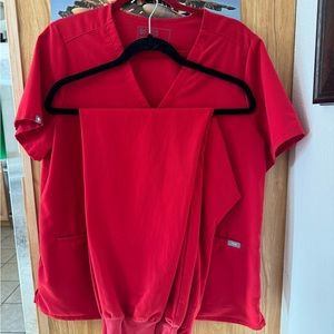 Figs Large Winning Red Casma, LT joggers.